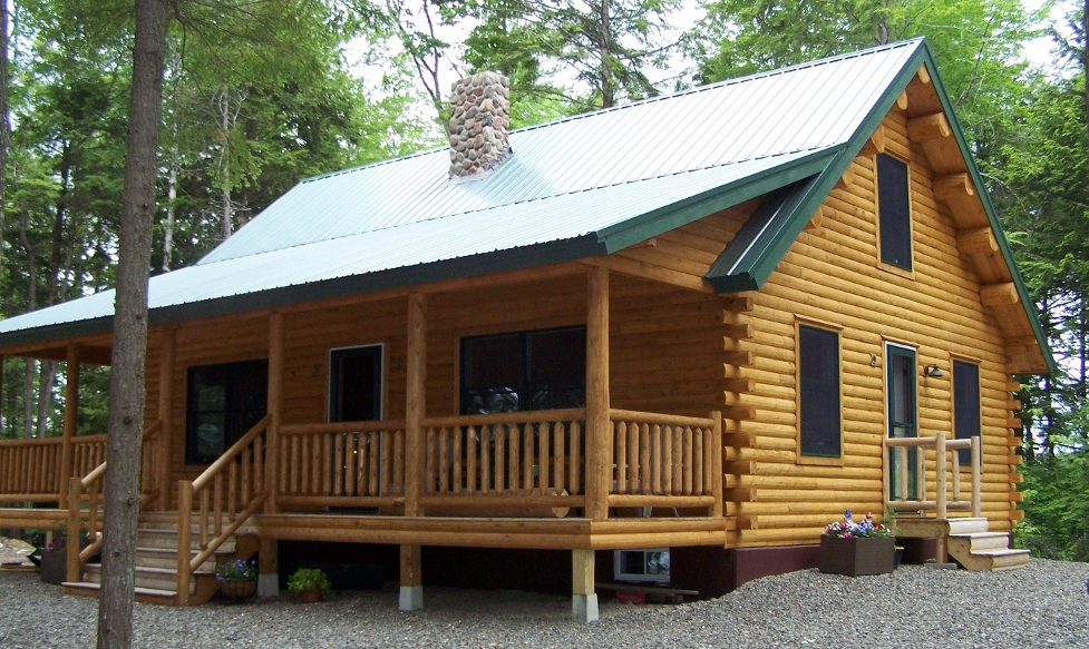 Pioneer Cedar Log Family Home | Maine Cedar Log Homes